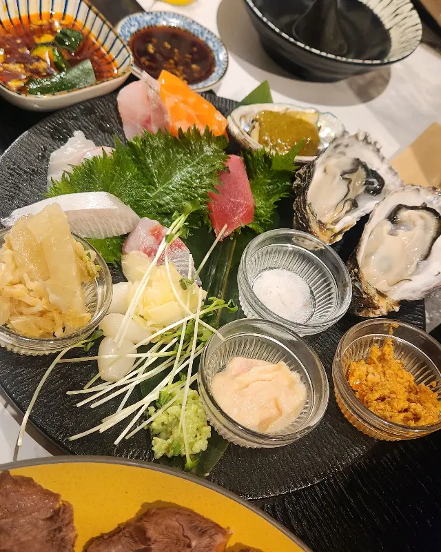 다채로운 숙성회 한 상 차림