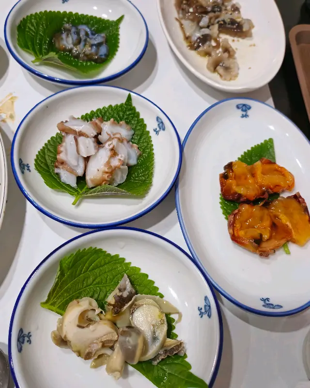 싱싱한 해산물 스끼다시