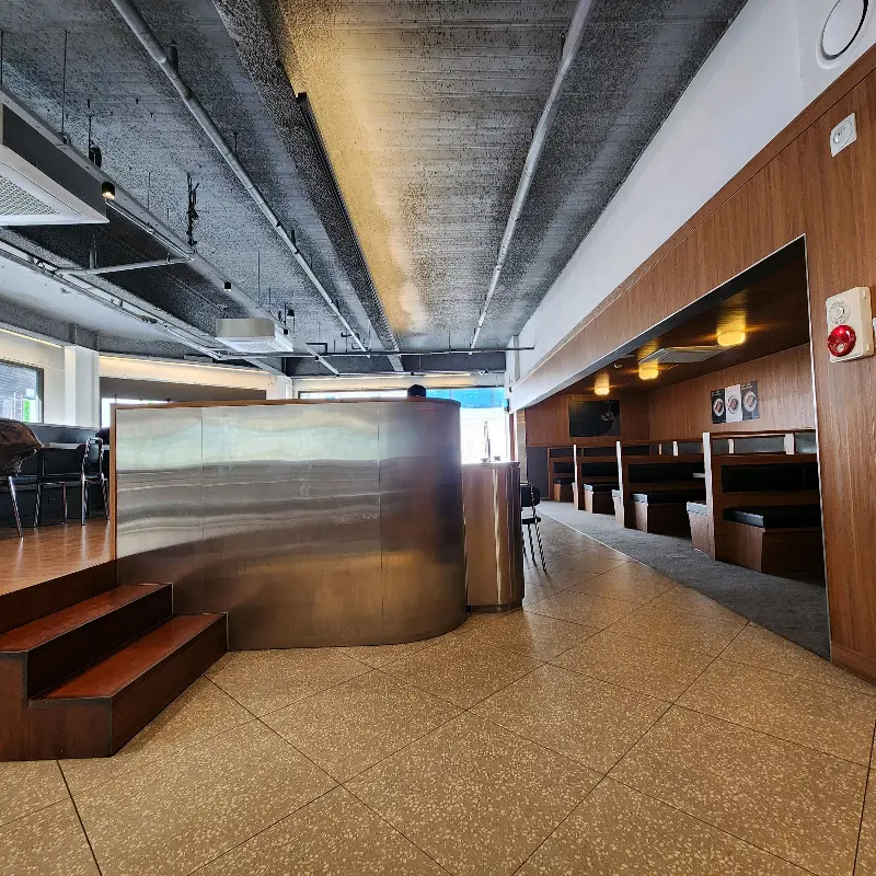 옵포드 2층 내부 모습