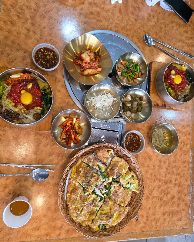 푸짐한 한 상 차림