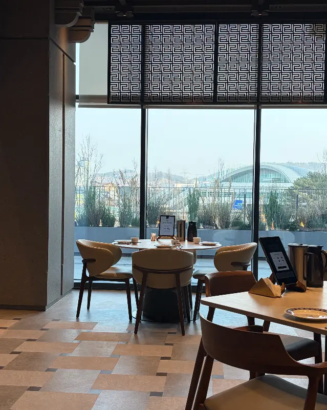 테이블린 내부 인테리어