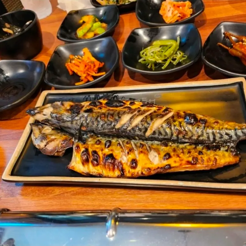 고등어 구이 한상차림