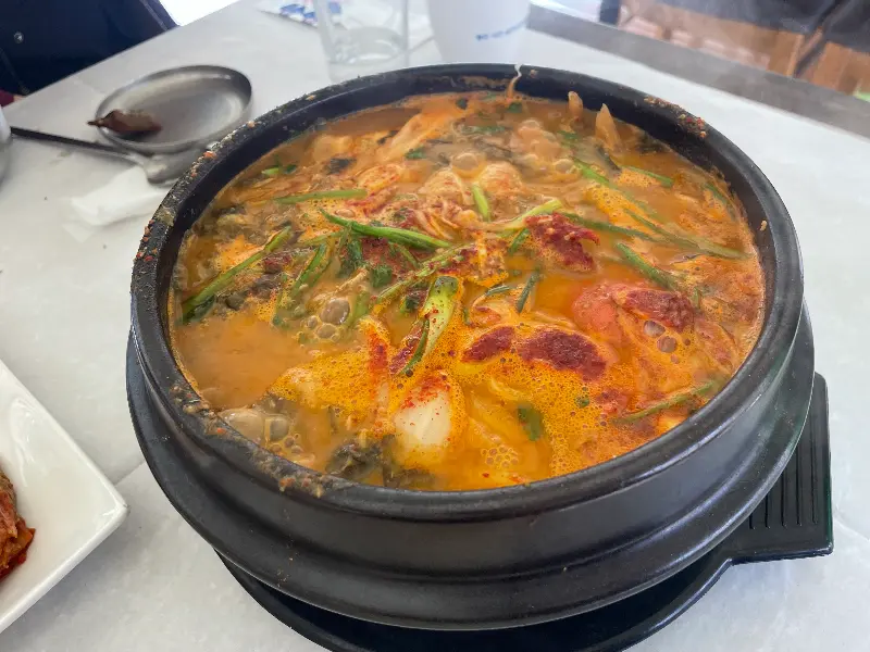 참게 매운탕 클로즈업