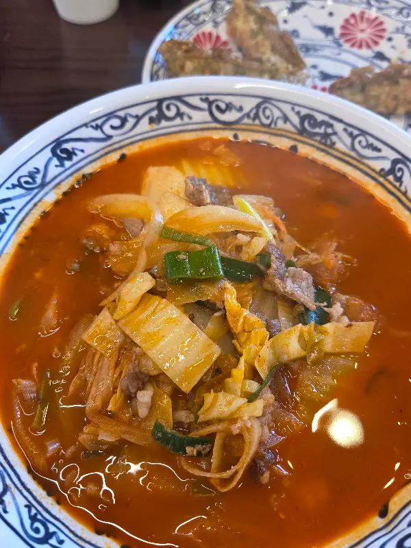 푸짐한 짬뽕 한 그릇