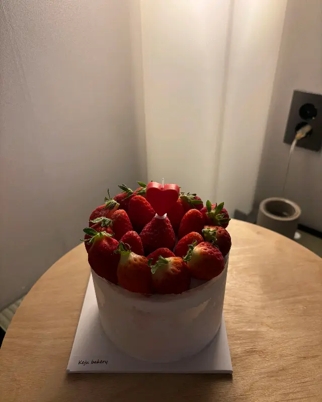 딸기 케이크