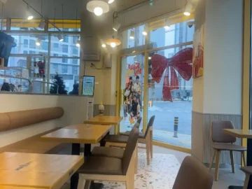 겨울 낭만이 녹아든 탕정역 앞, 메가커피에서 찾은 따뜻한 아침 데이트 맛집