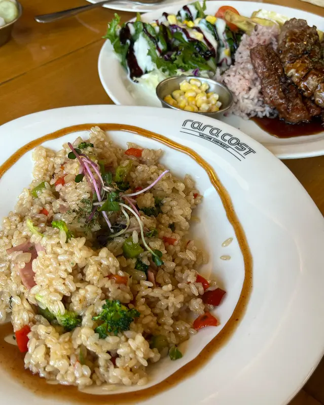 필라프와 스테이크