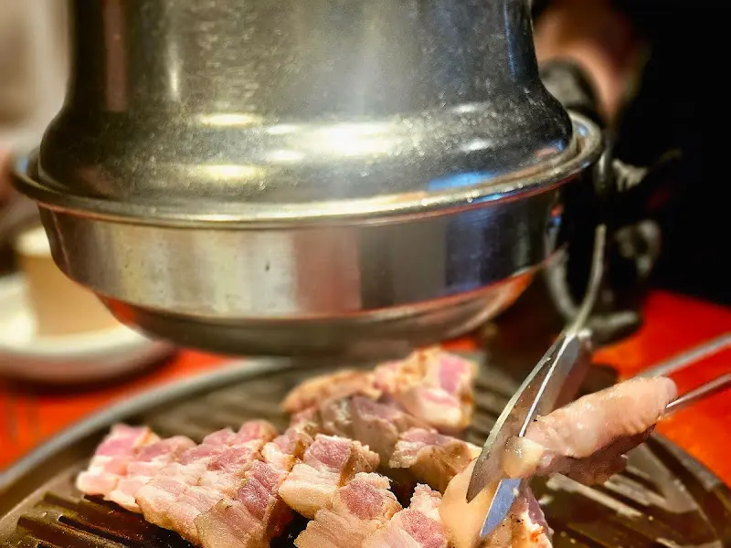 고기 굽는 모습