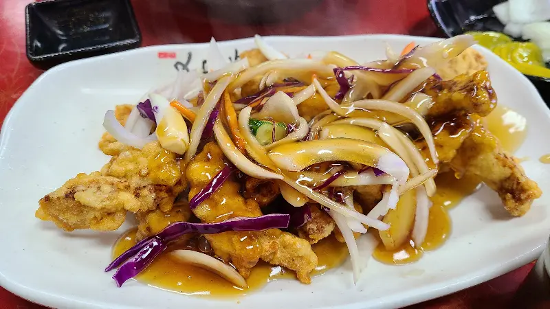 윤기가 좌르르 흐르는 탕수육