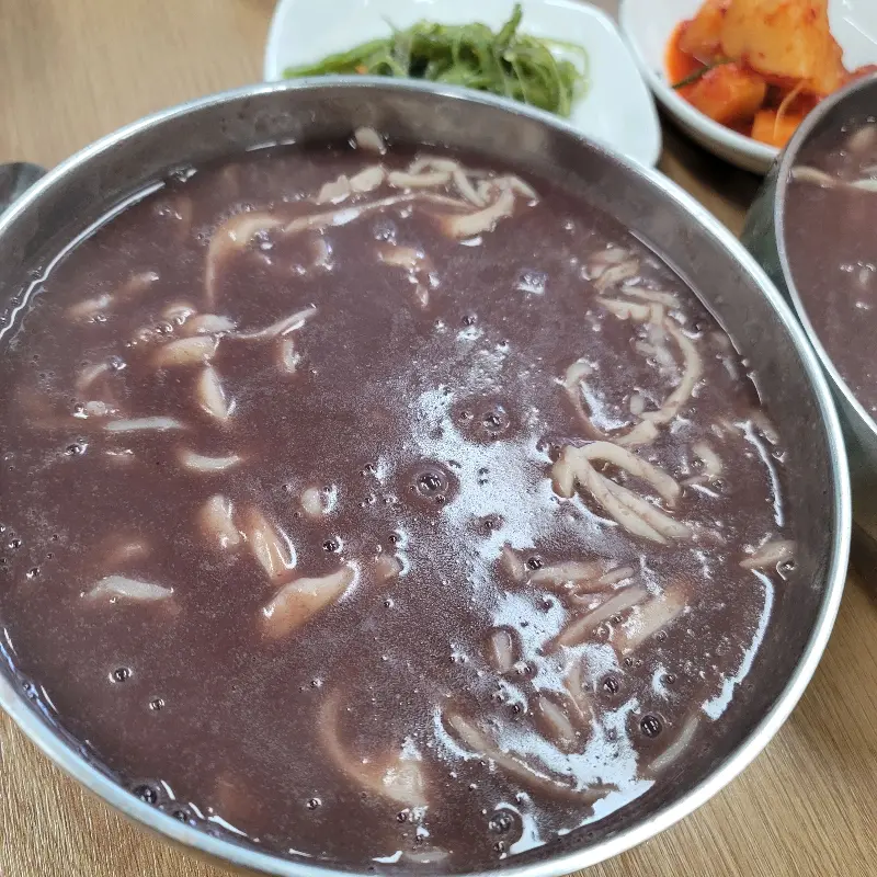팥칼국수