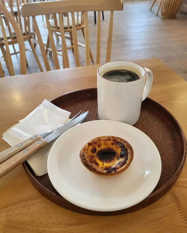 에그타르트와 커피