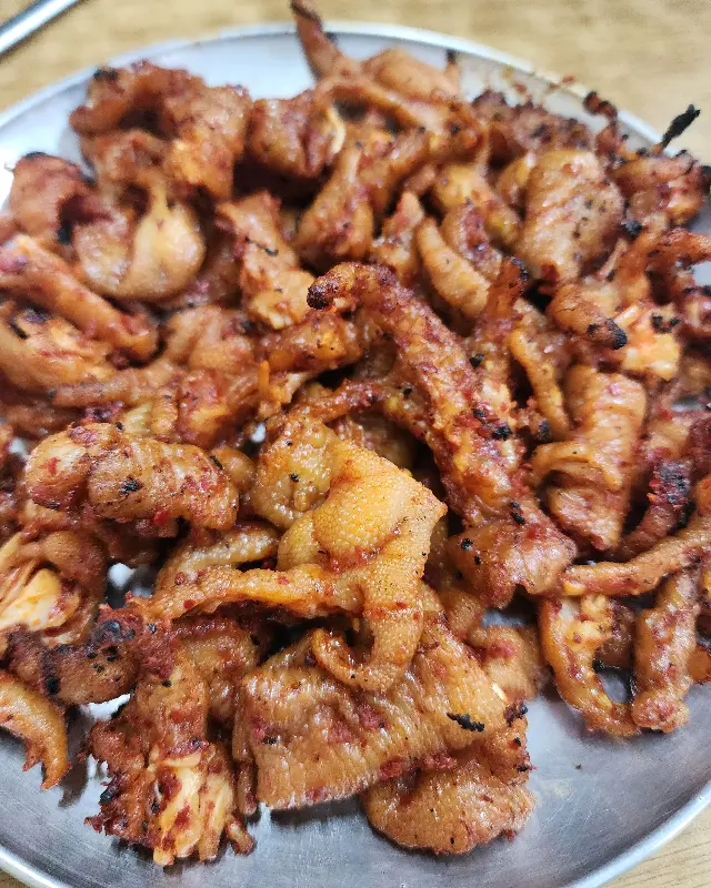 매콤한 닭 요리