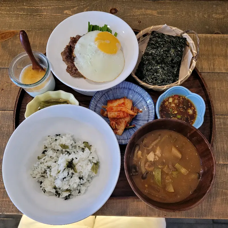 정갈한 한 상차림, 부모님 모시고 오기에도 딱!