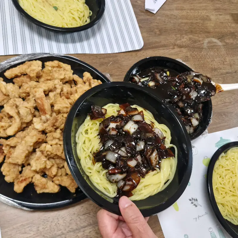 풍미각의 짜장면, 탕수육, 간짜장