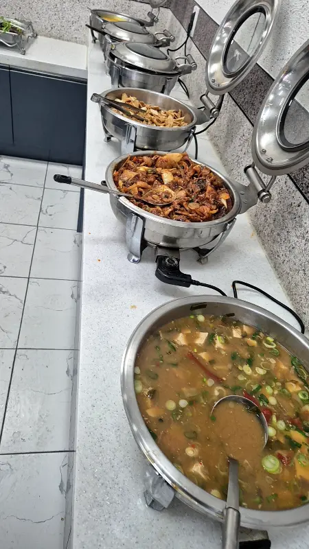 뷔페 음식 코너
