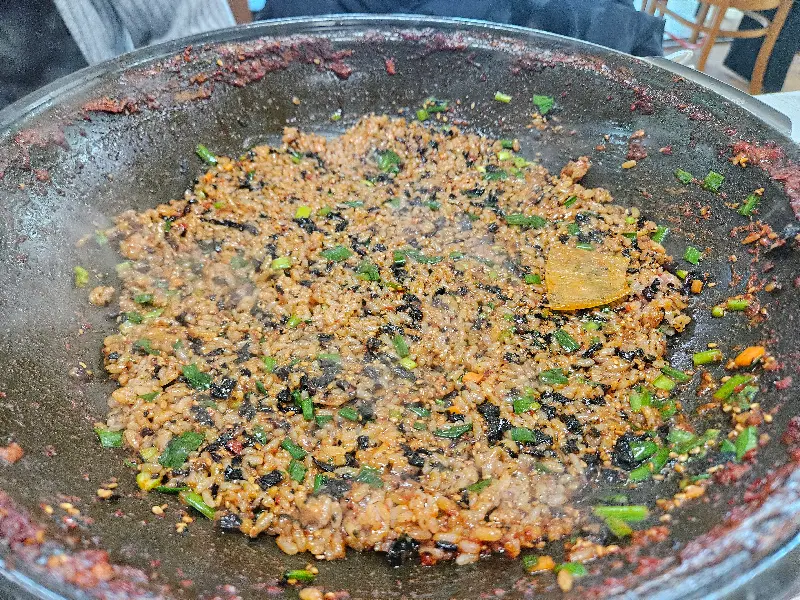 볶음밥으로 마무리