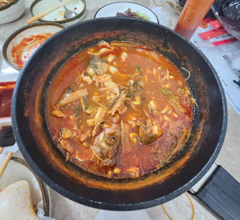 얼큰한 매운탕