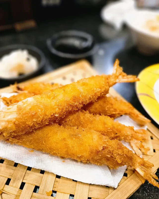 바삭하게 튀겨진 새우튀김