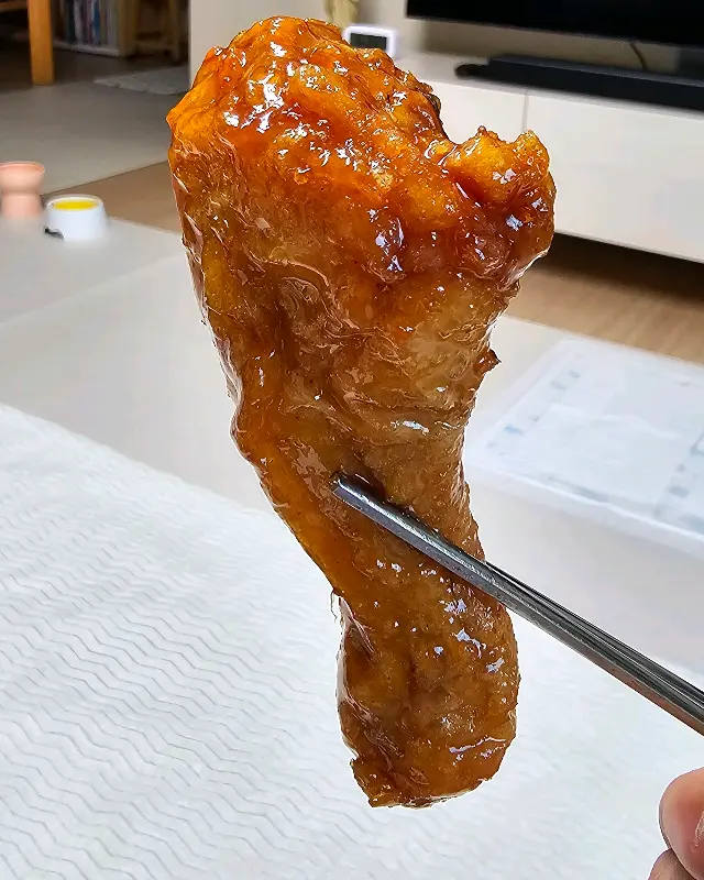 윤기가 좔좔 흐르는 윙봉