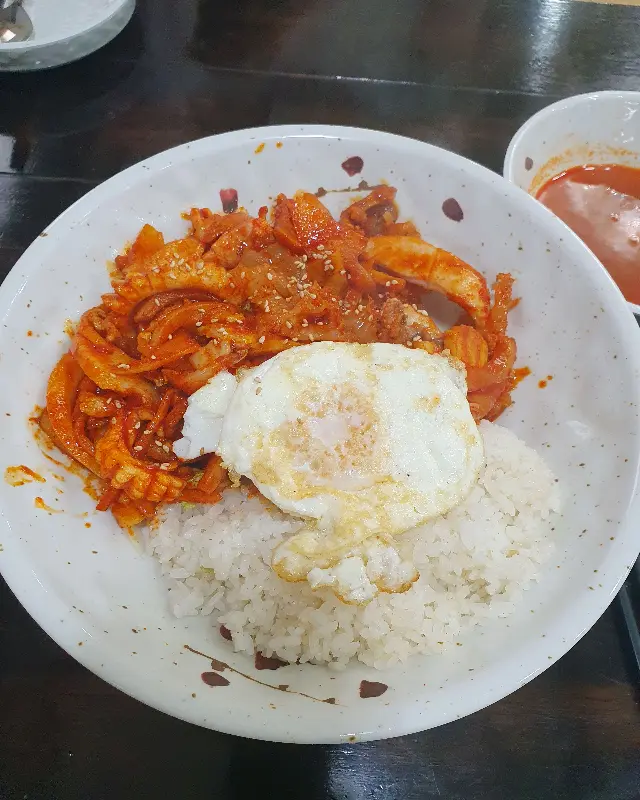 중화비빔밥의 모습