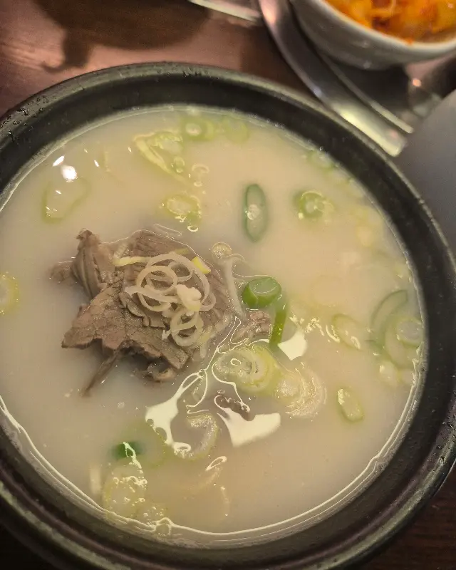 한촌설렁탕의 설렁탕