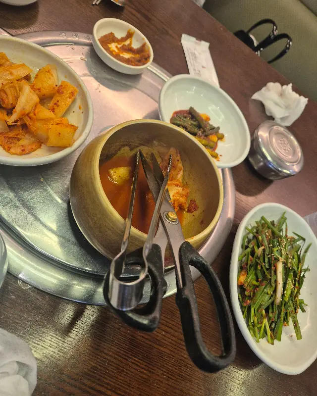 한촌설렁탕의 다양한 곁들임 메뉴