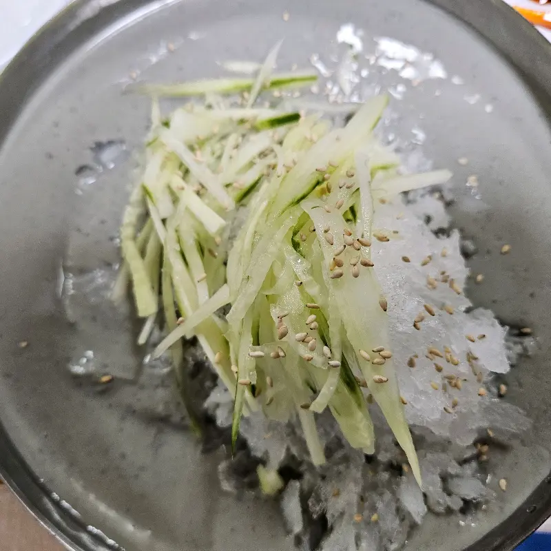 시원한 콩국수 사진
