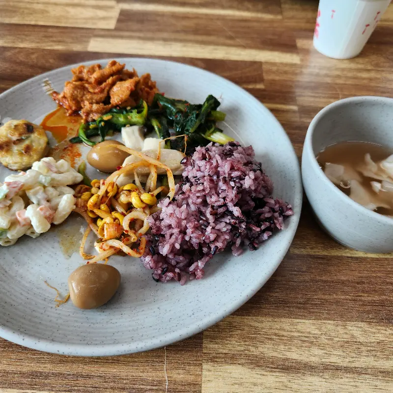 푸짐한 한 상 차림