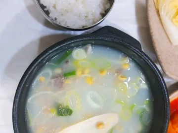 새벽을 여는 맛, 순천 웃장 국밥골목 “순복이네”에서 맛보는 인생 국밥 한 그릇!