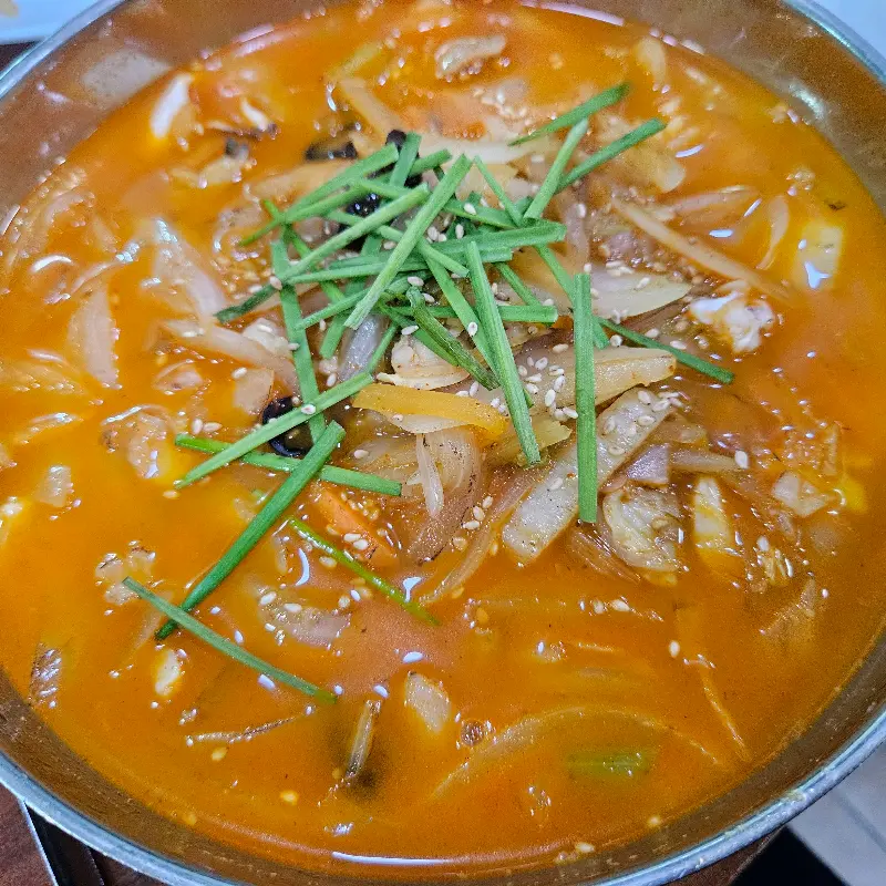 푸짐한 짬뽕