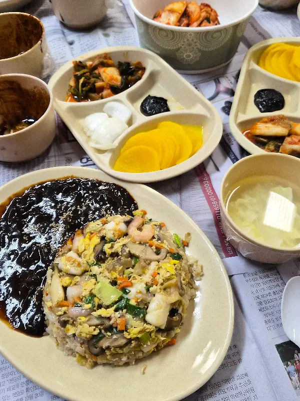 간짜장 소스와 면