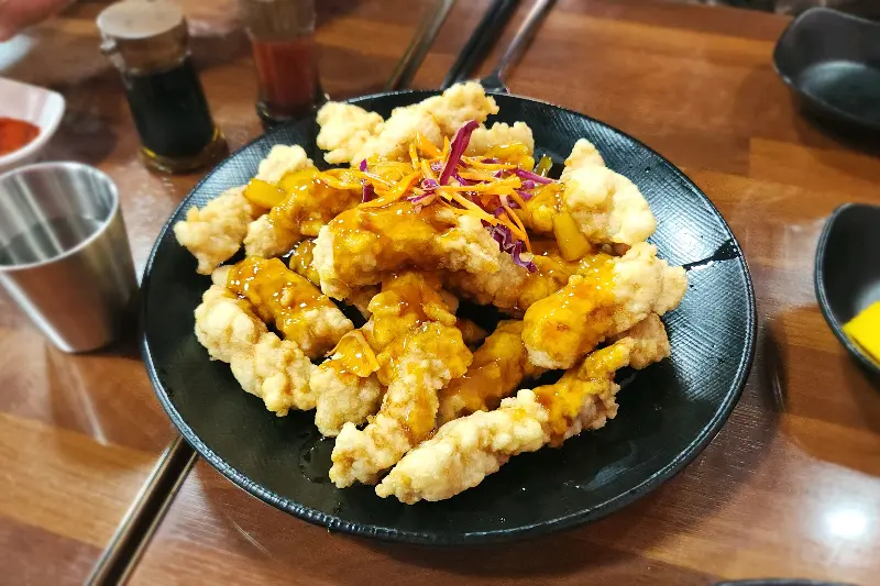 바삭함이 살아있는 미니 탕수육