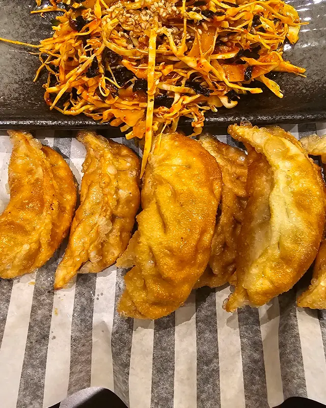 바삭바삭한 튀김만두