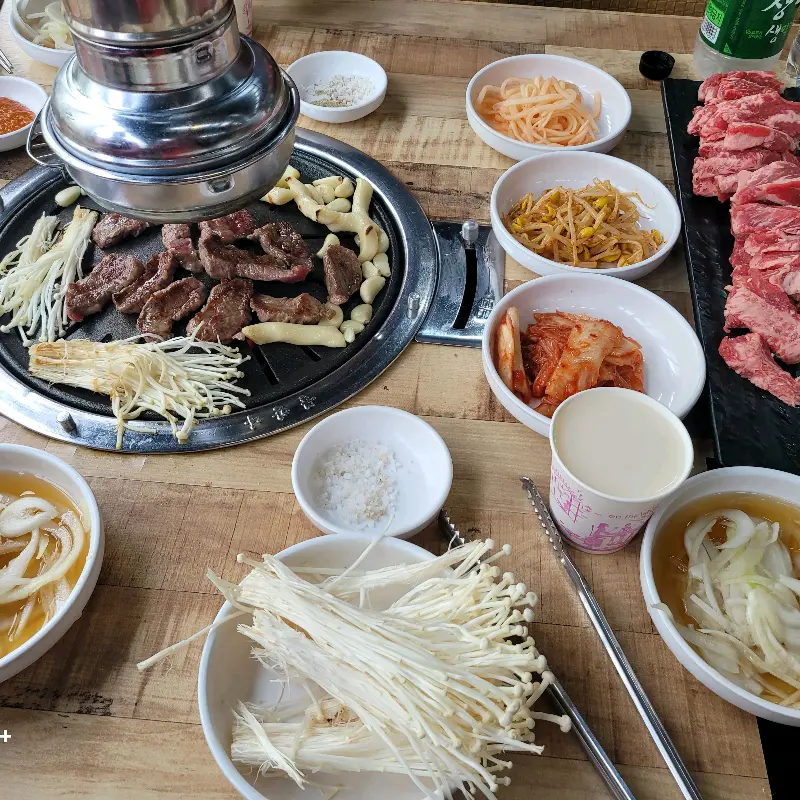 고기 한 상 차림