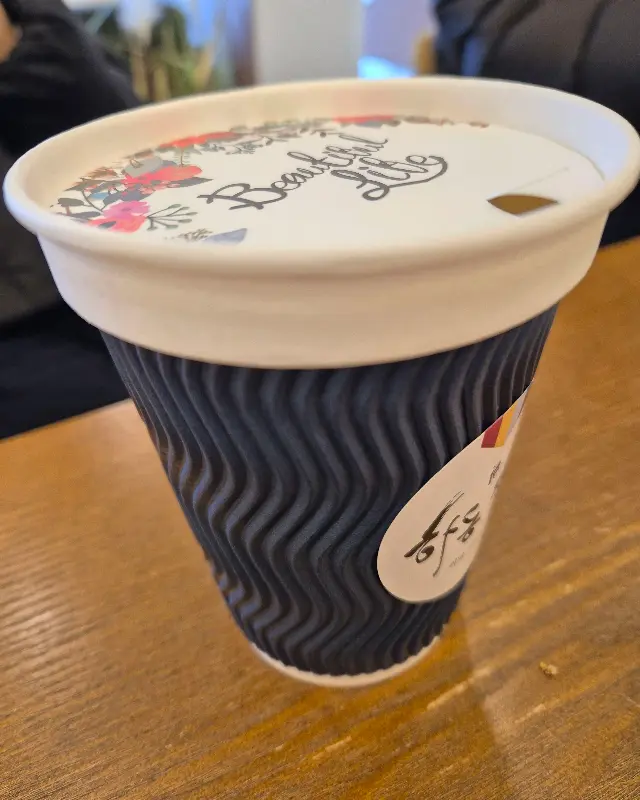 아카시아 꿀 라떼