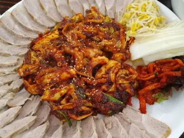 삼척 쏠비치 근처, 낙지볶음 레전드 맛집에서 즐기는 환상의 만찬! 인생 낙지 맛집 발견!