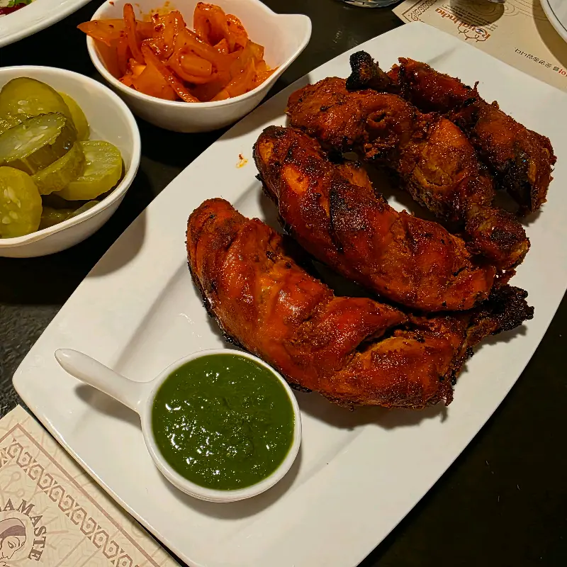 나마스테 해운대점 내부 인테리어