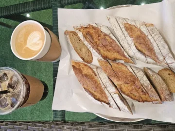 대둔산 등반 후 꿀맛 같은 휴식, 금산 진산 디에떼 농협카페에서 만나는 커피 맛집의 레전드!