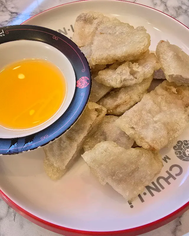 꿔바로우와 소스