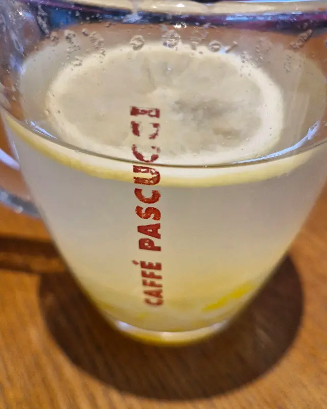 상큼한 레몬 에이드