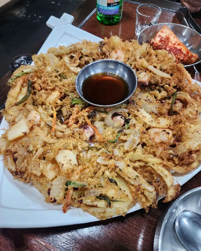 해물이 듬뿍 들어간 해물파전