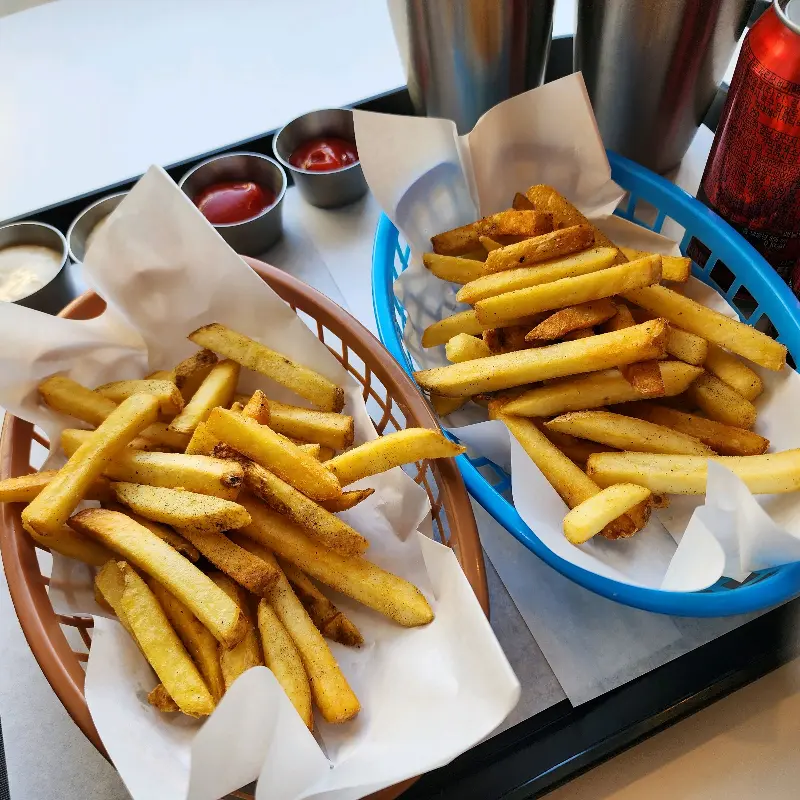 감자튀김과 소스