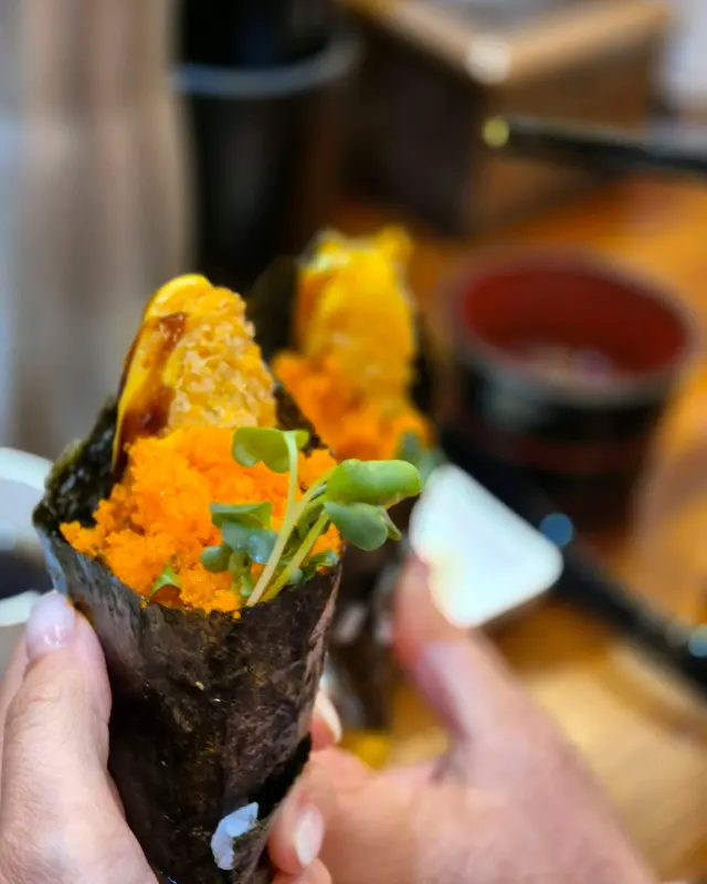 다이와스시의 아보카도 연어롤