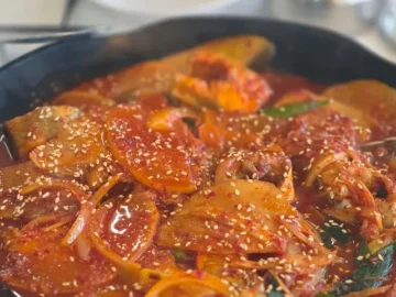 미지의 맛을 찾아 떠나는 실험, 횡성 새말생선찜에서 발견한 가정식 백반의 놀라운 맛!