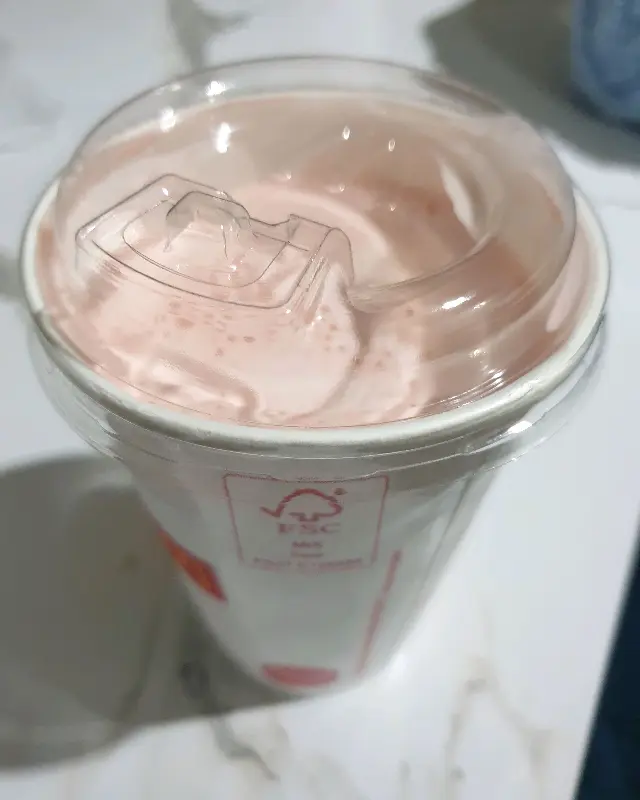 달콤한 밀크쉐이크