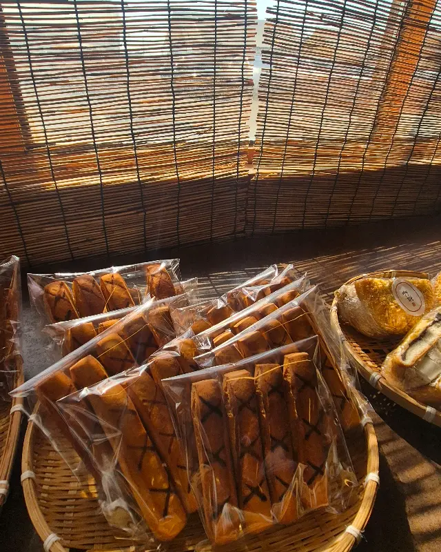 연천회관 빵 진열대