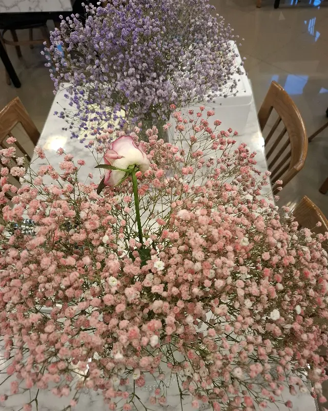 식당 내부 장식