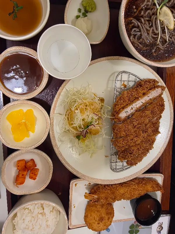 바삭바삭한 돈까스 튀김