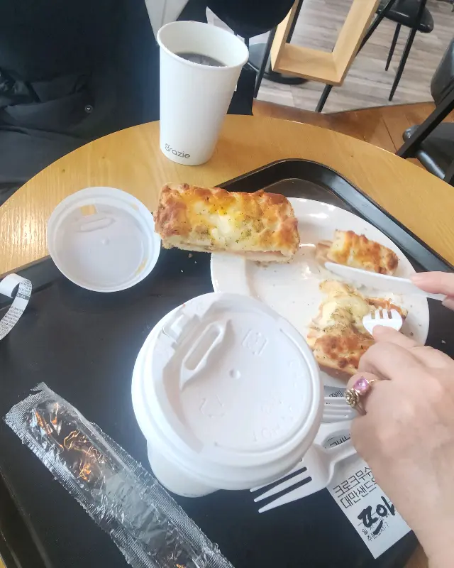 음료와 샌드위치