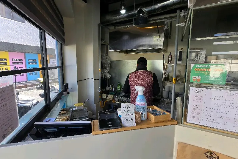 오픈 주방 모습